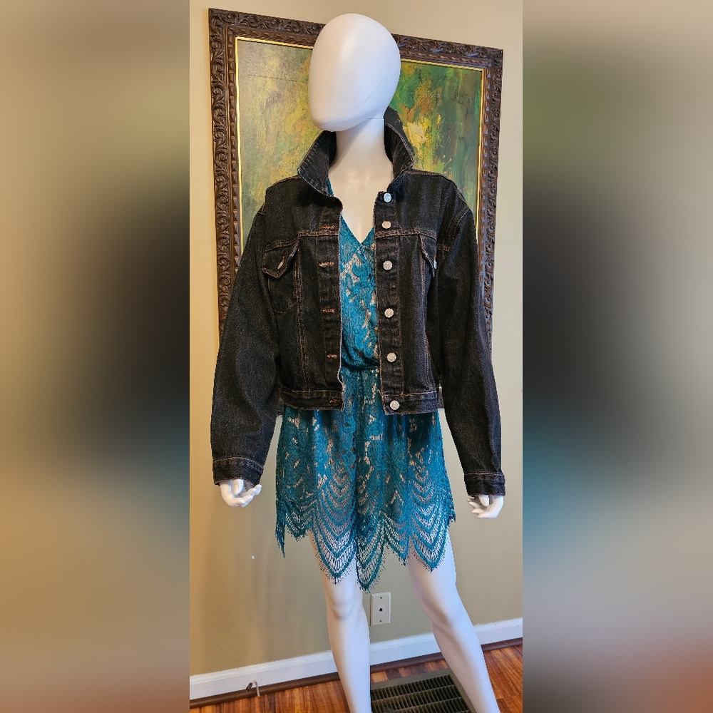 Black Cropped Denim Jacket